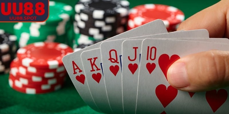 Các tay bài trong xì tố UU88 đều có giá trị và chiến thuật riêng